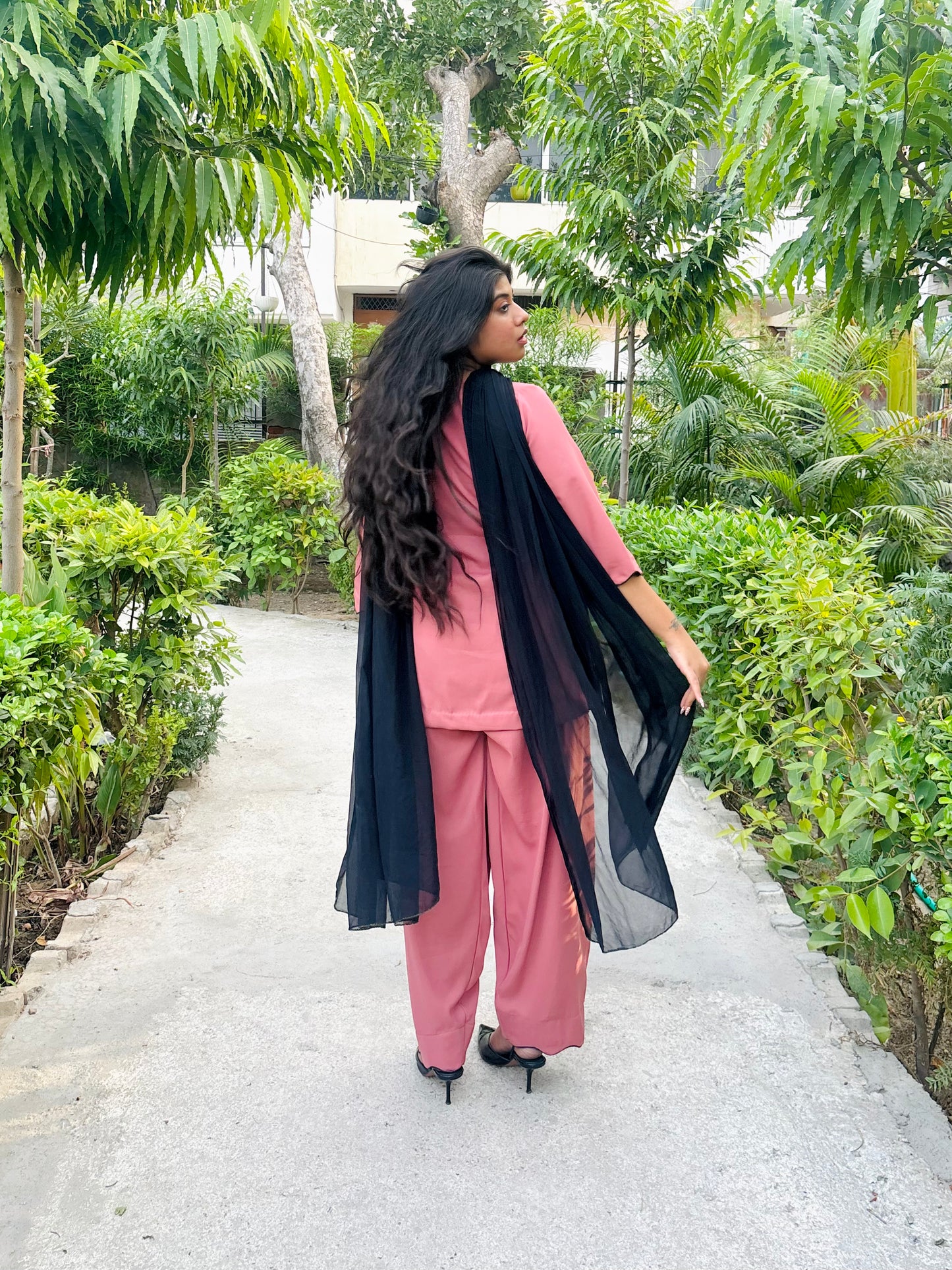 roseate lace farshi suit